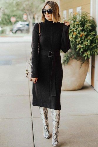 27 Inspiring Ideas How To Rock A Sweater Dress On Daily Basis Black Sweater Dress Outfit, Sweater Dress Outfit Winter, Knitted Dress Outfit, Midi Dress Outfit, Outfit Elegantes, Sweater Dress Outfit, Winter Dress Outfits, Fall Dress Outfit, Long Sweater Dress