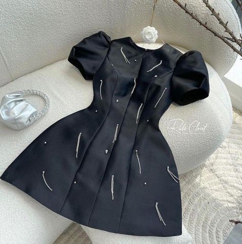 Chic Dresses Classy Party, Styles For Kids, Classy Short Dresses, Kids Dress Collection, Chic Dress Classy, Kids Dress Wear, Elegant Dresses Classy, Glamour Dress