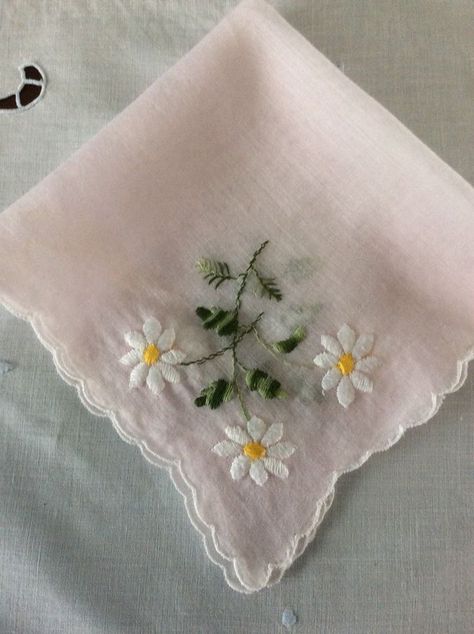 Handkerchief Design, Handkerchief Embroidery, Embroidery Napkins, Basic Hand Embroidery Stitches, Clothes Embroidery Diy, Simple Hand Embroidery Patterns, Needlepoint Pillow, Hand Embroidery Patterns Flowers, Basic Embroidery Stitches