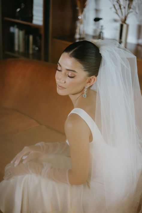 Soft Bridal Makeup, Foto Wedding, Wind In My Hair, Vogue Wedding, White Bride, Wedding Photography Styles, Bridal Magazine, That Dress, That Feeling