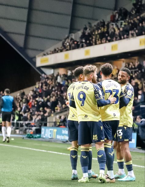 Group of Oxford United players wallpaper Players Wallpaper, Oxford United, Sports Team, Oxford, The Unit, Football, Yellow, Sports, Quick Saves