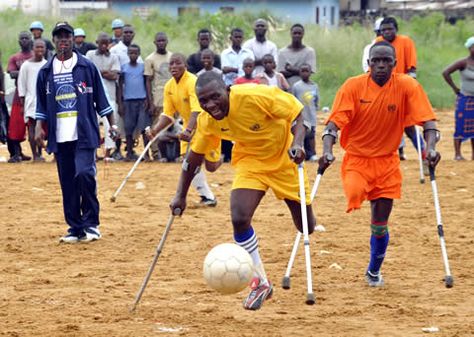 tenacity Walking Inspiration, Football Life, Physical Disabilities, Everyday People, Reference Drawing, People With Disabilities, Disabled People, Soccer Match, Black Person