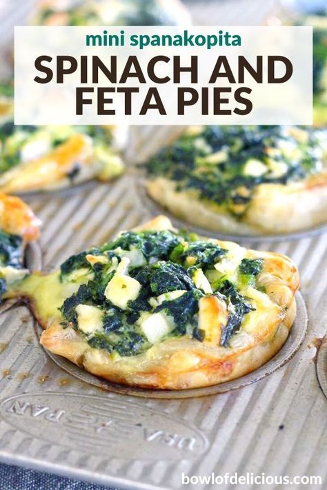 Spinach Tarts Mini, Entree Recipes Easy, Entrees Recipes Starters, Spinach Feta Pie, Greek Spanakopita, Spinach Pies, Egg Pastry, Feta Pie, Vegetarian Entree