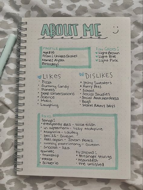 bullet journal inspo ideas about me Journal Inspo Ideas, Scrapbook For Best Friend, Bullet Journal Hand Lettering, About Me Template, Writing Planning, Bullet Journal Ideas Templates, Journal Inspiration Writing, Bullet Journal Mood Tracker Ideas, Bullet Journal Paper