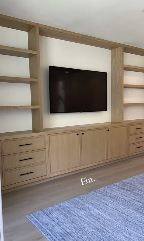 Built In Media Console Living Room, White Oak Built In Tv Cabinet, Natural Wood Entertainment Center, Media Console Built In, Light Wood Entertainment Center, Wood Entertainment Wall, Natural Wood Built Ins Living Room, White Oak Built In, Built In Media Console