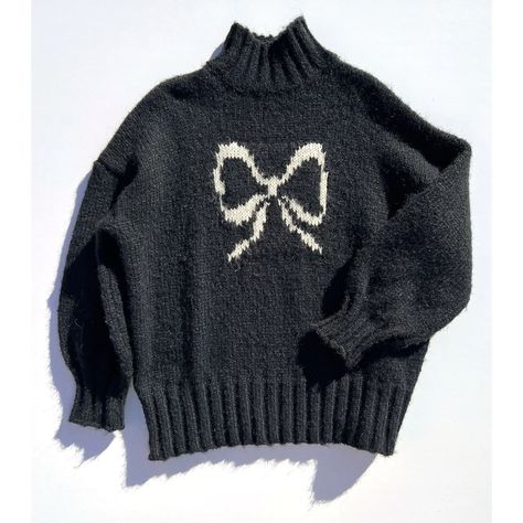 The Dainty Bow Trend Arrived Just in Time for the Holidays| domino Sweater Painting, Streetwear Sweater, Sweater Streetwear, Camila Morrone, Bow Sweater, Vintage Pullover, Vintage Pullovers, Casual Sweater, Dr Closet