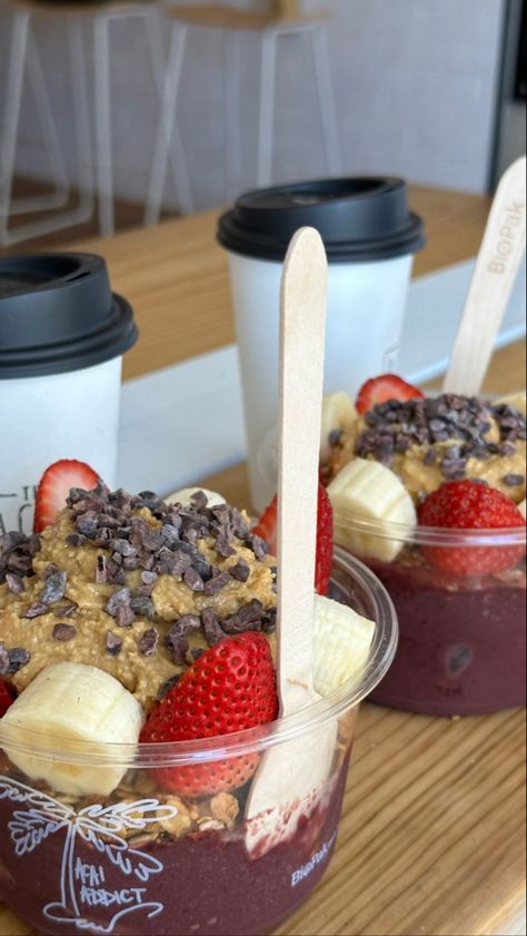 Breakfast Acai Bowl, Acai Bowl Aesthetic, Smoothie Bowl Acai, Acai Bowl Pictures, Berry Acai Bowl, Acai Bowl Recipe, Summer Acai Bowls Aesthetic, Bowl Aesthetic, Coconut Aesthetic