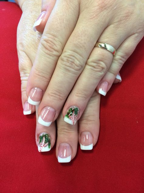 Christmas Palm trees! Palm Tree Nail Art, Cruise Nails, Christmas Palm Tree, Palm Tree Nails, Christmas Cruise, I Love Nails, Diy Beauty Hacks, Beauty Makeup Tips, Beach Nails