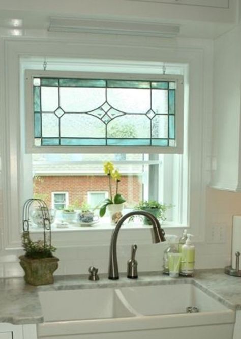 Kitchen And Dining Room Window Treatments, Blinds Kitchen Window Sinks, Kitchen Sink With Window Ideas, Kitchen Window Cafe Curtain Ideas, Kitchen Windows Above Sink Ideas Farmhouse, Curtain Above Kitchen Sink, Kitchen Window Ideas Farmhouse, Farmhouse Kitchen Window Ideas, Above Sink Window