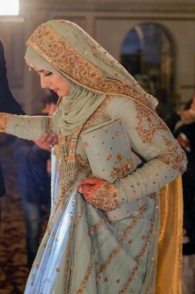 Lehnga Designs 2023, Hijabi Bride Pakistani, Hijabi Bride, Niqabi Bride, Bridal Hijab Styles, Hijabi Brides, Bridal Suit, Hijab Designs, Bridal Dresses Pakistan