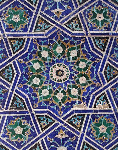 Islamic Tiles, Art Chinois, Moving Images, Islamic Patterns, Arabic Pattern, Zellige Tile, Islamic Art Pattern, Talavera Tiles, Ancient Origins