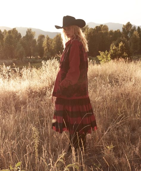 Hailey Baldwin Vogue, Gucci Westman, Tabitha Simmons, Vogue Us, Ansel Adams, Western Hats, Hailey Baldwin, Michael Kors Collection, Weekend Wardrobe