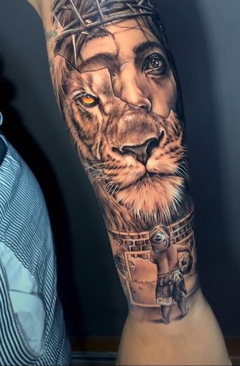 Masculine Lion Tattoos, Foreman Sleeve Tattoo, Lion And Jesus Tattoo Design, Half Lion Half Jesus Face Tattoo, Foreman Tattoos For Men, Jesus Lion Tattoo, Tato Cover, Couple Small Tattoos, Couple Tato