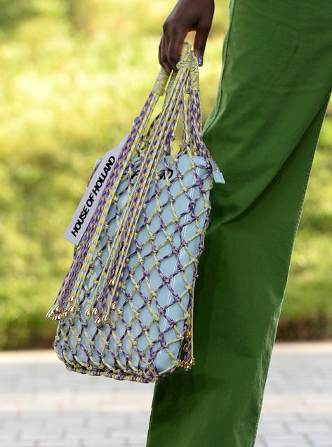 Spring Bag Trends 2020: Netting Out Macrame Net Bag, Dreamcatcher Diy, Sunset Today, Fashion Week Spring 2020, Diy Bags Purses, Spring Bags, Viking Tattoo Design, Fitness Tattoos, Popsugar Fashion