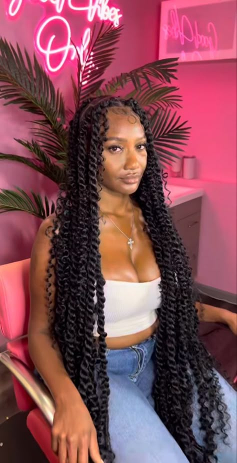 Long Big Twists For Black Women, Cute Big Braids Hairstyles, 613 Passion Twists Black Women, Large Havana Twists Long, Jumbo Passion Twists With Curls, Big Island Twist, Jumbo Boho Twists Black Women, Distressed Twists, Jumbo Cuban Twist