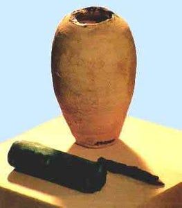 Baghdad Battery, Out Of Place Artifacts, Unexplained Mysteries, Ancient Astronaut, Ancient Mysteries, Question Everything, Ancient Aliens, Baghdad, Mesopotamia