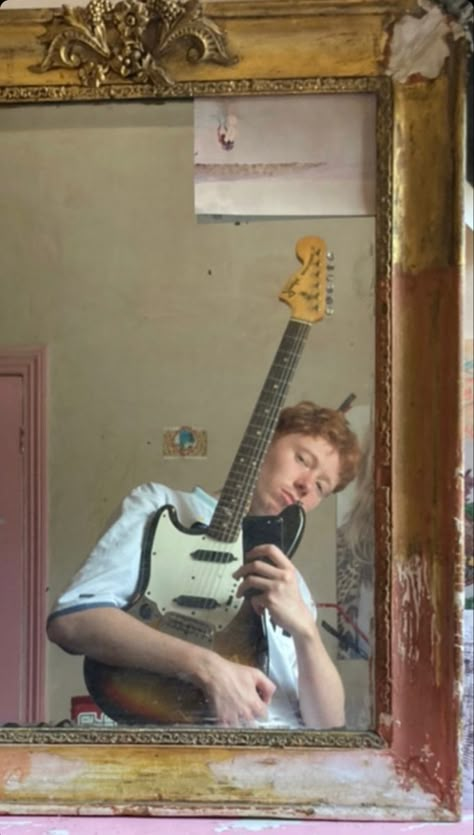 Holding A Guitar, King Krule, Instagram Story, You Never, Guitar, Internet, Energy, Tumblr, Memes