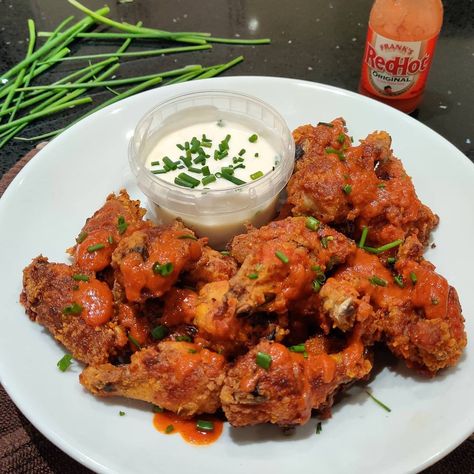 Frank’s Hot Wings Recipe https://fooooods.com/franks-hot-wings-cooksbyson Hot Wings Recipe, Hot Wing Recipe, Cayenne Pepper Sauce, Wings Recipe, Hot Wings, Large Tray, Pepper Sauce, Wing Recipes, Plain Flour