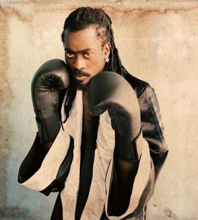 Beenie Man...Knock'em out Sexy! Men Dancing, Jamaican Dancehall, Burning Spear, Calypso Music, Beenie Man, Reggae Artists, Let Him Go, Mens Beanie, Letting Go Of Him