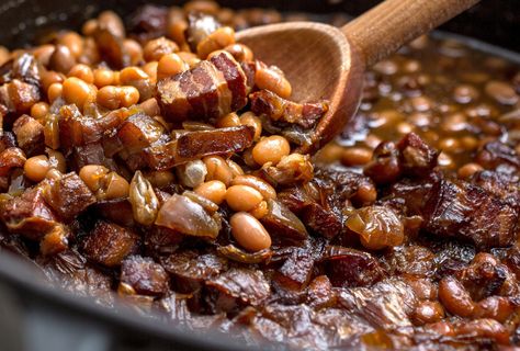 Proper Boston baked beans would have salt pork instead of the bacon James Beard cooked them with ribs The key is to use the little white pea beans known as navy beans, and to allow time to do most of the work Best Baked Beans, Hoppin John, Beans Beans, Boston Baked Beans, Navy Beans, Baked Bean Recipes, Salt Pork, Bbq Sides, Dry Beans