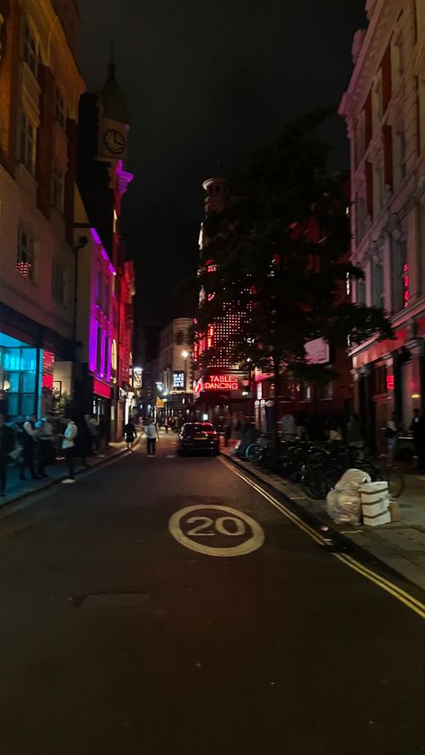 Soho London Aesthetic, Night Travel Aesthetic, London Night Aesthetic, London Soho, Bar Dance, Night Travel, London Night, London Aesthetic, Soho London