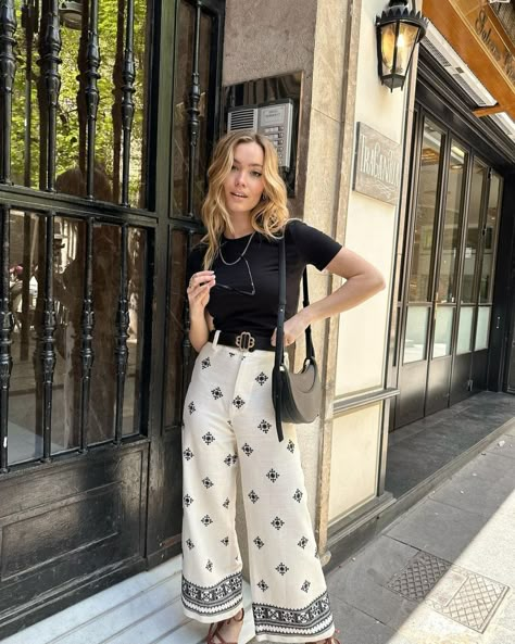 Printed Linen Pants Outfit, Boho Pants Outfit, Zara Outfit Summer, Zara Linen Pants, Zara Summer Outfits, Printed Linen Pants, Linen Pants Outfit, Look Boho Chic, Outfit Zara