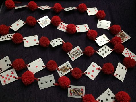 Playing Card Garland, Card Garland, Pom Garland, Pom Pom Garland, St Valentin, Playing Card, Themed Party, Alice In Wonderland, Party Themes