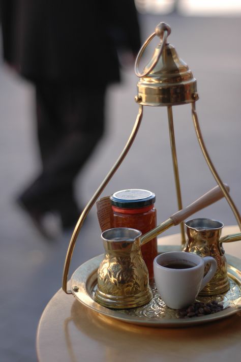 Coffee in the Center of Heraklion, Greece ●   ♔LadyLuxury♔ Greece Coffee, Coffee Iv, Coffee Tips, Dreams Photo, Green Mountain Coffee, Arabic Coffee, Coffee Benefits, Heraklion, Turkish Coffee