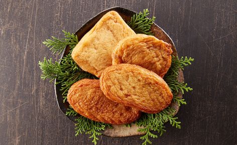 Satsuma-Age Recipe: Tips for Making Deep-Fried Fish Cakes - 2023 - MasterClass Homemade Fish Cakes, Deep Fried Fish, Cake Writing, Fish Cakes, Japanese Recipes, Cake Shapes, Deep Frying, Japanese Dishes, Japanese Snacks