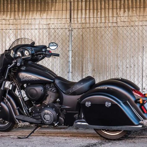 Indian Chief Dark Horse Indian Chief Motorcycle, Indian Chief Dark Horse, Horse Motorcycle, Indian Motors, Indian Chief, Indian Motorcycle, 10 Reasons, Dark Horse, Sleek Design