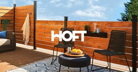 Whether it's to create a high-end fenced terrace or to simply conceal a thermo-pump, HOFT has the solutions. Ac Privacy Fence, Hoft Solutions Fence, Hoa Approved Privacy Fence, Privacy Fence Hot Tub, Hoft Solutions, Hoft Privacy Fence, Pallet Fence Around Ac Unit, Red Cedar Deck, Treated Wood Deck