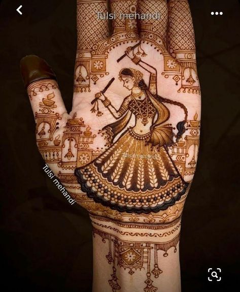 Mendhi Design For Navratri, Garba Mehendi Designs, Navratri Mahedi Design, Garba Mehndi Designs, Navratri Mehendi Designs, Navratri Mehendi, Figure Mehndi Designs, Dulhan Mehndi Design, Traditional Mehndi Designs