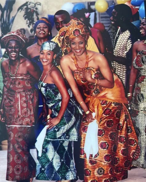 Yoruba Attire, Naija Babe, Aesthetic Culture, Nigerian Culture, Nia Long, African Royalty, Vintage Black Glamour, Black Photography, Black Femininity