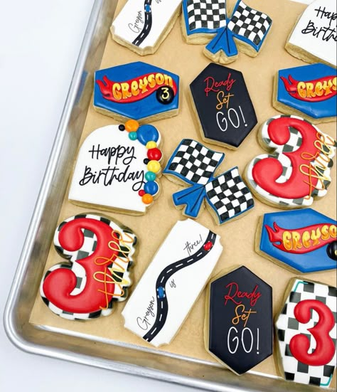 Hot Wheels Themed Birthday Party, Blaze Birthday, Hotwheels Birthday Party, Car Cookies, Hot Wheels Party, Hot Wheels Birthday, Race Car Birthday Party, 3rd Birthday Cakes, 2nd Birthday Party Themes