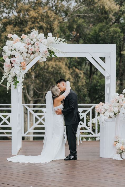 It all starts NOW - married life here we come! Your wedding awaits at Bramleigh Estate
Photography: 📸Silas Chau Yarra Valley, Timber Deck, Rustic Outdoor, Hamptons Style, Outdoor Wedding Ceremony, Married Life, Estate Wedding, Outdoor Settings, The Hamptons