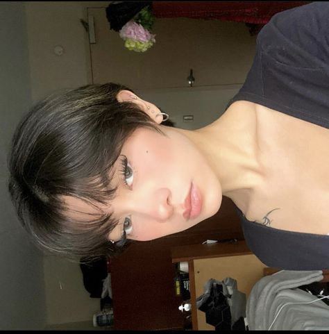 Short Hair Tomboy, Trendy Haircuts For Women, Really Short Hair, Hair Inspiration Short, Shot Hair Styles, Trendy Haircuts, Haircuts For Women, Short Hair Haircuts, Cut My Hair