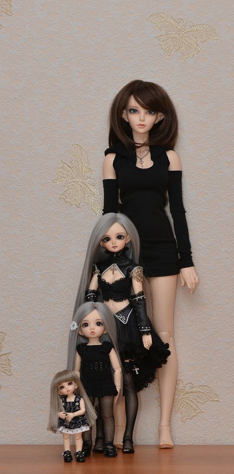 Porcelain Dolls For Sale, Living Dead Dolls, Sculpted Doll, Gothic Dolls, Dream Doll, Beautiful Barbie Dolls, Jointed Dolls, Smart Doll, Anime Dolls