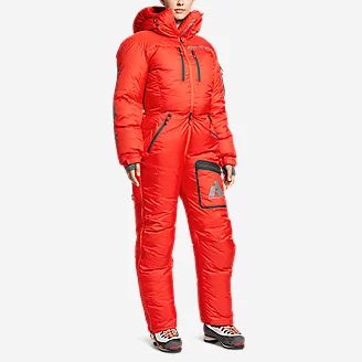 Snowsuit Women, Puffer Outfit, Snow Outfits, Boston Style, Down Suit, Mt Everest, Winter Suit, Snow Outfit, Ski Suit