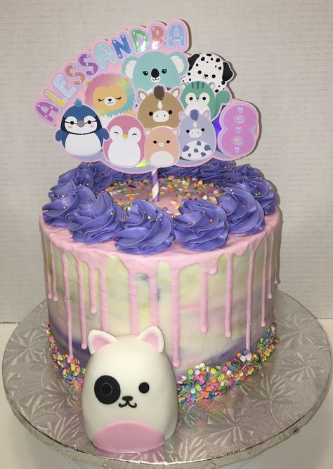 Squish Mellow Party Ideas, Squishmallows Cake Ideas, Squishmallows Cakes, Squishmallow Cupcakes, Squishmallows Birthday Cake, Squishmallows Cake, Axolotl Cake, Squishmallow Cake, Squishmallows Party