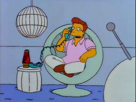 Troy Mcclure, The Simpsons Show, The Simpsons Game, Simpson Tv, Tv Funny, Dysfunctional Family, The Simpson, Homer Simpson, Favorite Cartoon Character