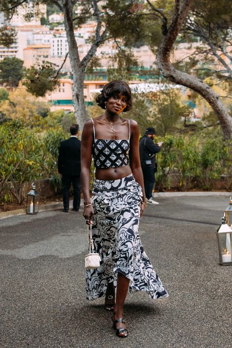 26 Best Maxi Skirts to Wear This Summer and Beyond | Vogue Black Midi Skirt Outfit Summer, Printed Midi Skirt Outfit, Midi Skirt Outfit Summer, Black Midi Skirt Outfit, Skirt Outfit Summer, Resort 2023, Cotton Maxi Skirts, Maxi Lace Skirt, Street Style Photos