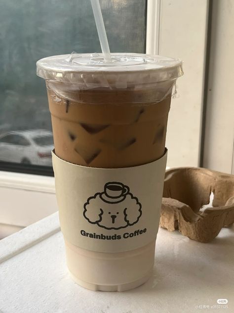 Korean Coffee Aesthetic, Korean Coffee Shop, Korean Coffee, Coffee Obsession, Food Packaging Design, Kawaii Food, New Energy, Food Obsession, Cafe Food