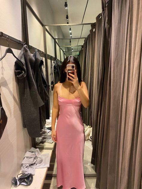 Pink Zara Dress, Zara Slip Dress, Cat Wedding, Classy Prom Dresses, Prom Dress Inspiration, Senior Prom, Pretty Prom Dresses, Zara Dress, Elegant Dresses Long