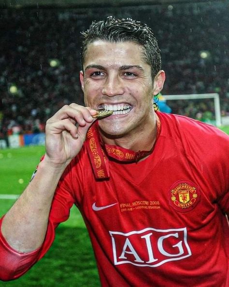 2008 Cristiano Ronaldo, Crisitano Ronaldo, Manchester United Club, Cr7 Football, Cr7 Wallpapers, Cristino Ronaldo, Manchester United Wallpaper, Messi Vs, Ronaldo Football