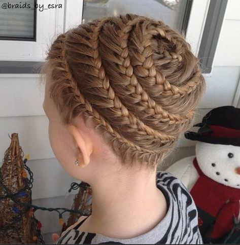 spiral lace braid Lace Braids, Bridal Hair Inspiration, Lace Braid, Cool Braids, Beautiful Braids, Hair Vitamins, Love Hair, Hair Dos, Hair Designs