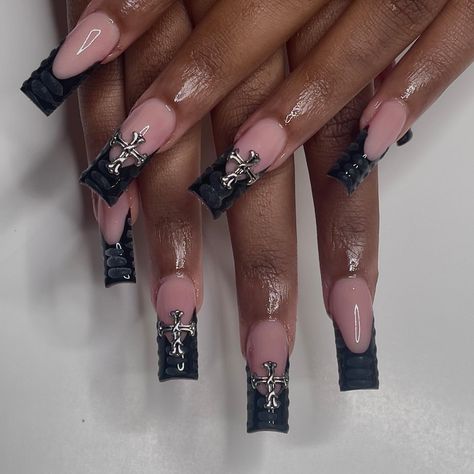 #crocnails #nailinspo #nailart #chromehearts #blackfrench Black Chrome Nails, Nails Charms, Nailinspo Nailart, Black French Tips, Heart Nail Designs, Chrome Nails Designs, Holiday Prep, Hard Nails, Drip Nails