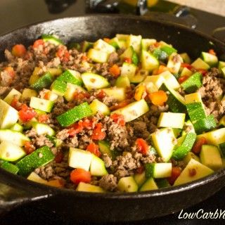 Ground Beef Zucchini Tomato Dish Skillet Ground Beef And Zucchini, Beef And Zucchini, Mexican Zucchini, Tomato Dishes, Healthy Ground Beef, Low Carb Mexican, Ground Beef Recipes Healthy, Beef Dinner, Diet Keto