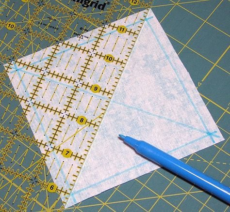 Exploding Block Tutorial | Beyond Sock Monkeys ~ My Quilting Adventures Half Square Triangle Quilts Pattern, Triangle Quilt Pattern, Quilt Blocks Easy, Big Block Quilts, Missouri Star Quilt Company, Sock Monkeys, Quilting Videos, Block Quilt, Quilt Block Patterns Free