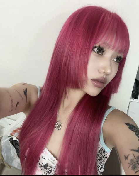 Pinkish Purple Hair, Pinkish Red Hair, Dark Pink Hair, Purple Hair Highlights, Hime Cut, Pink Hair Dye, Wine Hair, Dyed Hair Inspiration, Hair Creations