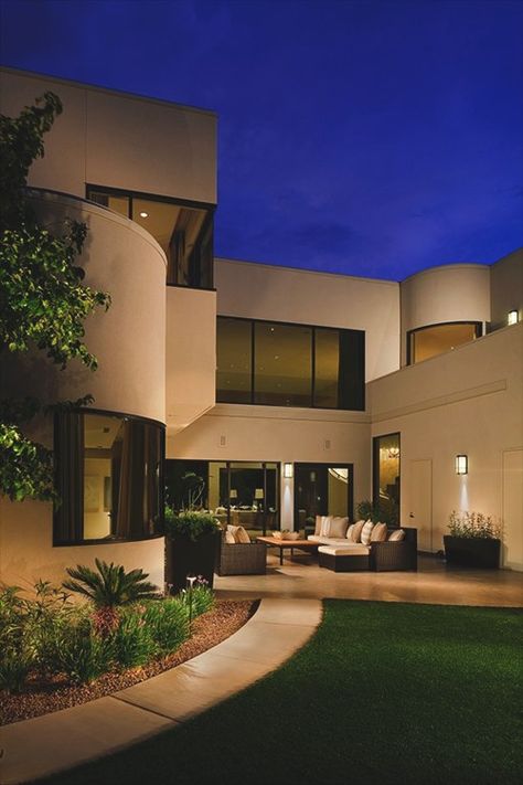 Modern Dream House Exterior, Modern Mansion, Mansions Luxury, Luxury Homes Dream Houses, Luxury House Designs, Dream House Interior, Dream House Exterior, Dream House Decor, Luxury Home Decor